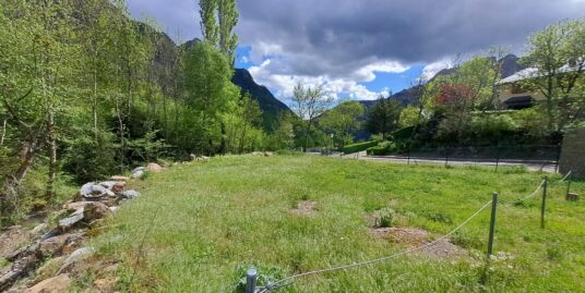 PARCELA URBANA EN VENTA, HOZ DE JACA
