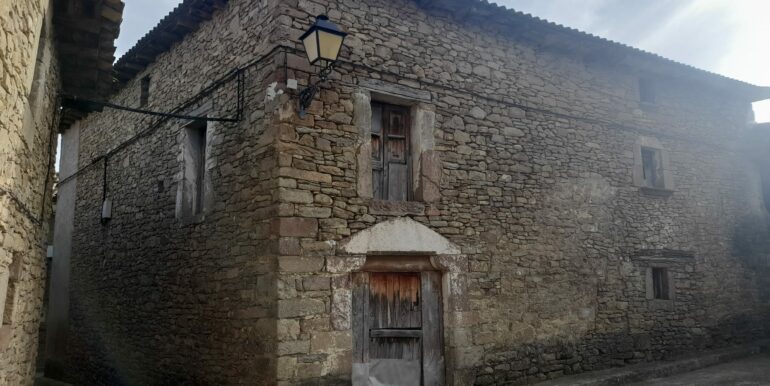 WhatsApp Image 2025-11-13 at 17.48.17 (1)