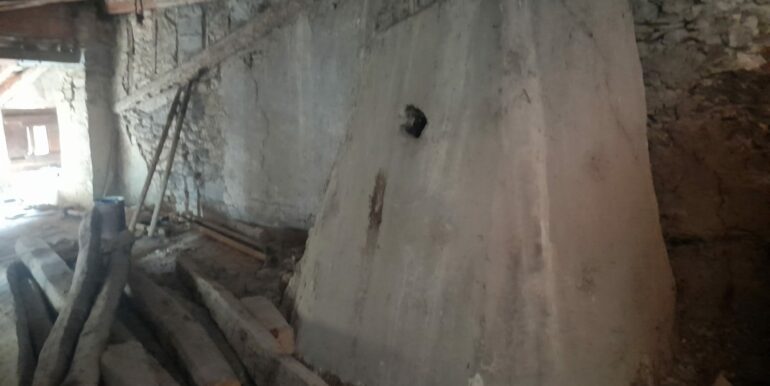 WhatsApp Image 2025-11-13 at 17.48.19 (1)