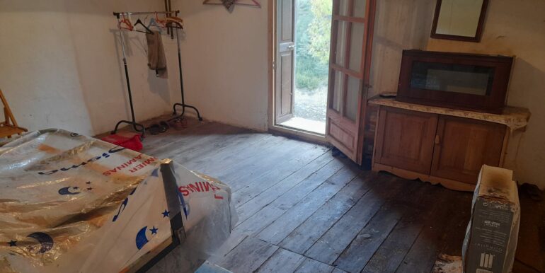 WhatsApp Image 2025-11-13 at 19.25.30 (1)